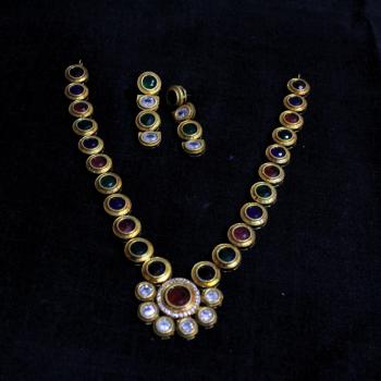 Traditional Necklace - Pendant