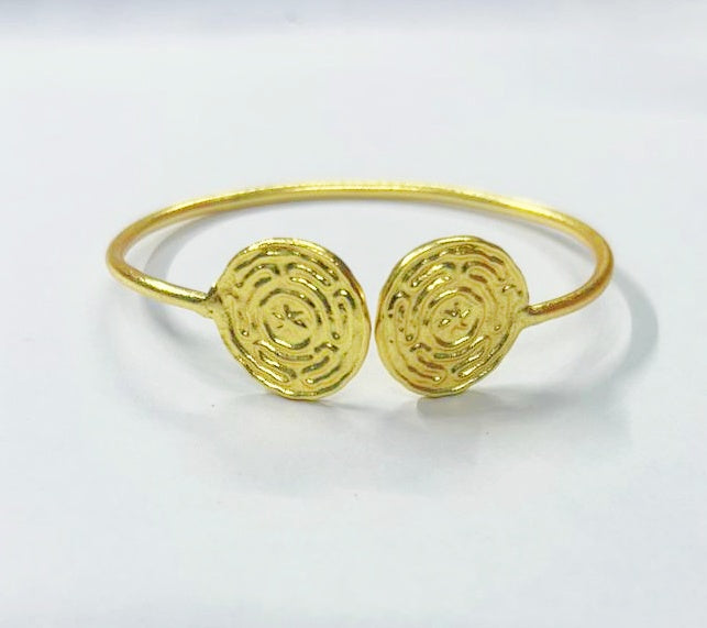RETRO COIN CUFF