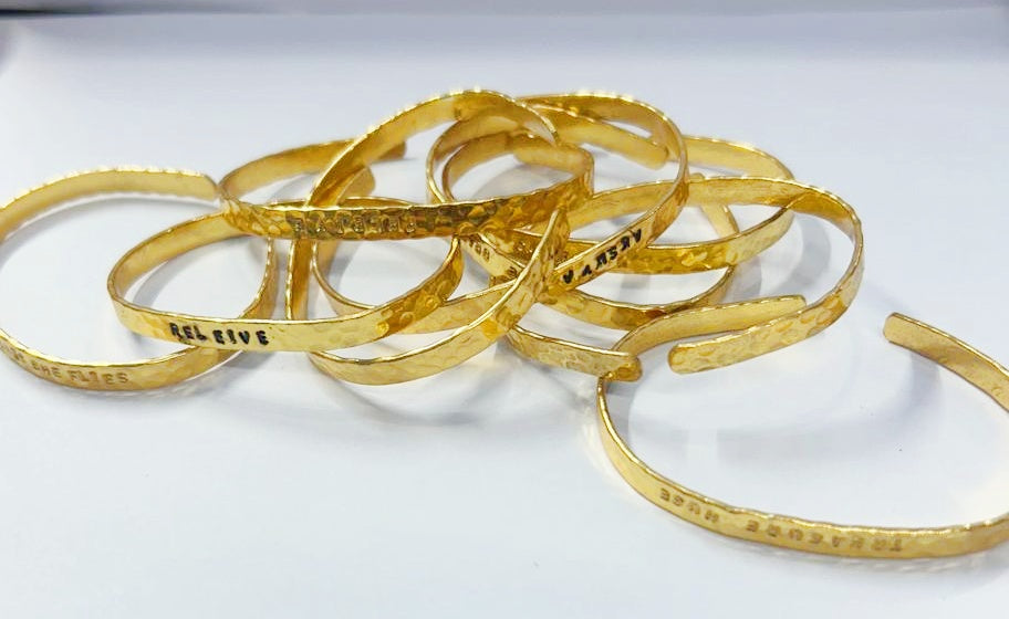 5.3 MM BROAD HAMMRED SHEET CUFF