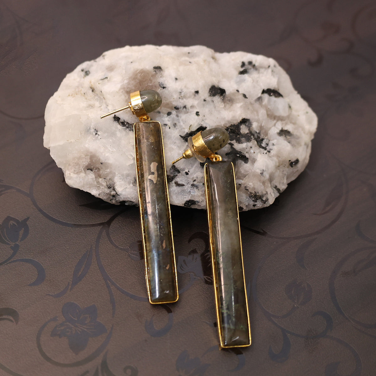 LABRADORITE  earring