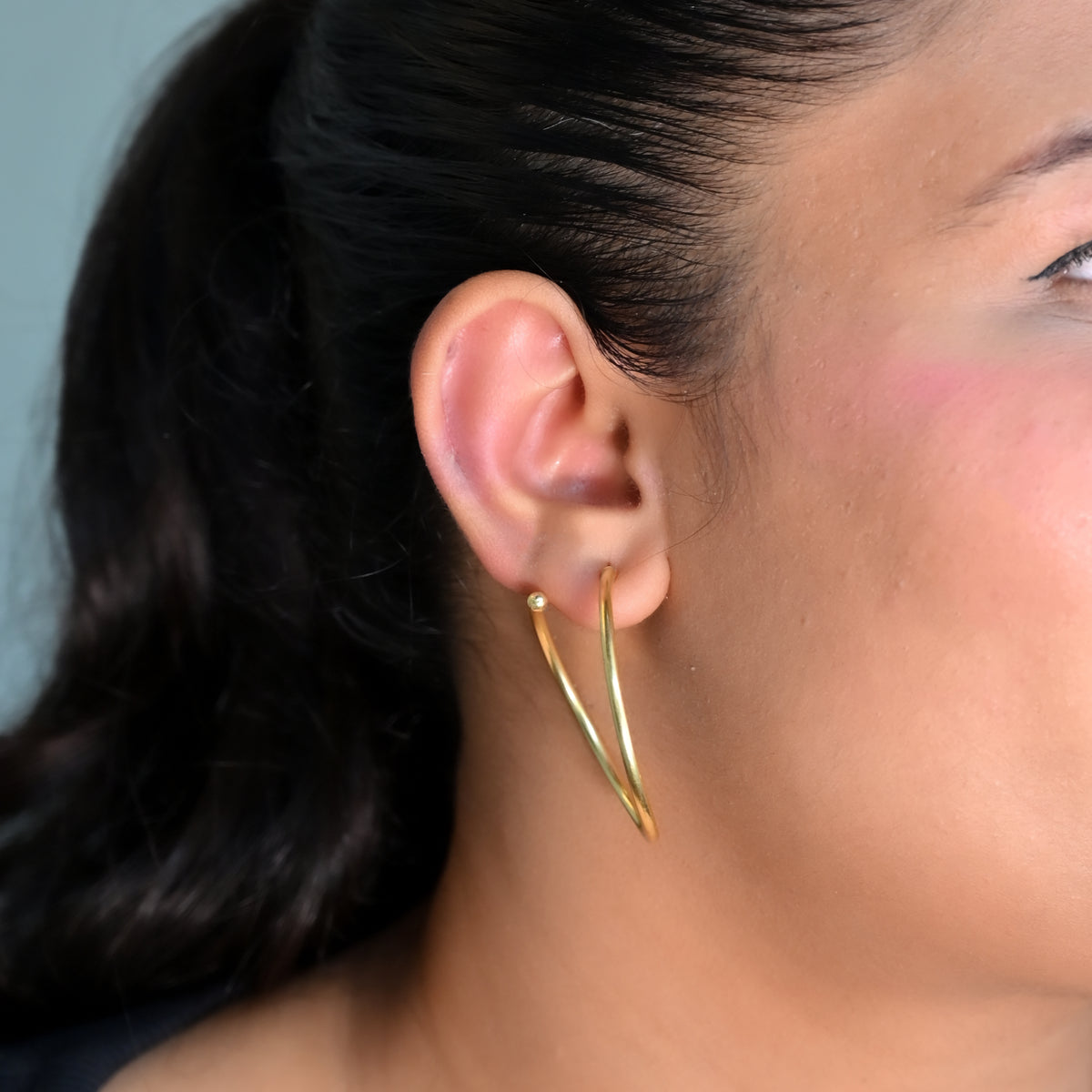 WIRE HOOP