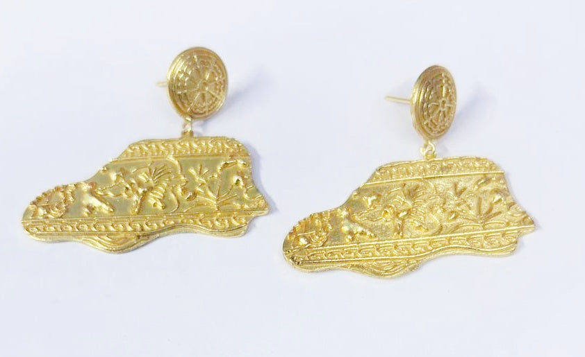 NIKAL FREE GOLD PLATED DESIGNER STUDS BGE0038