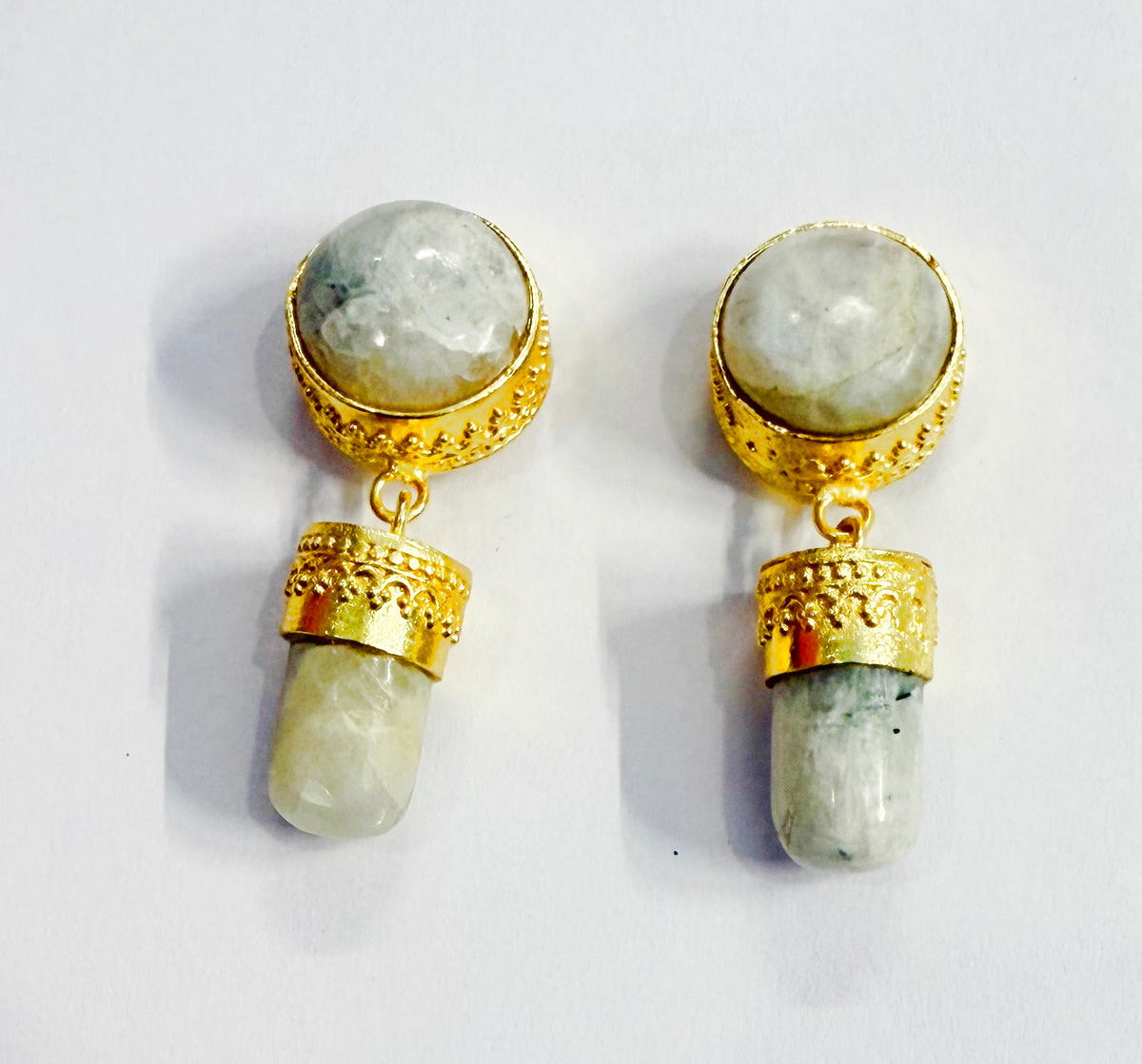 RAINBOW MOONSTONE