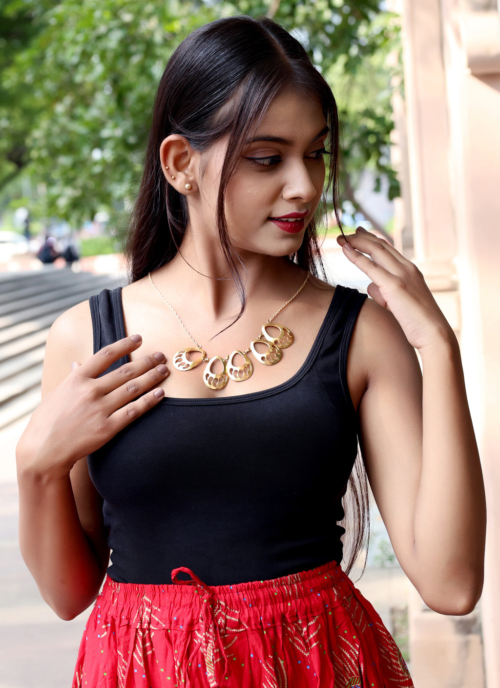 TEARDROOP DESIGNER NECKLACE