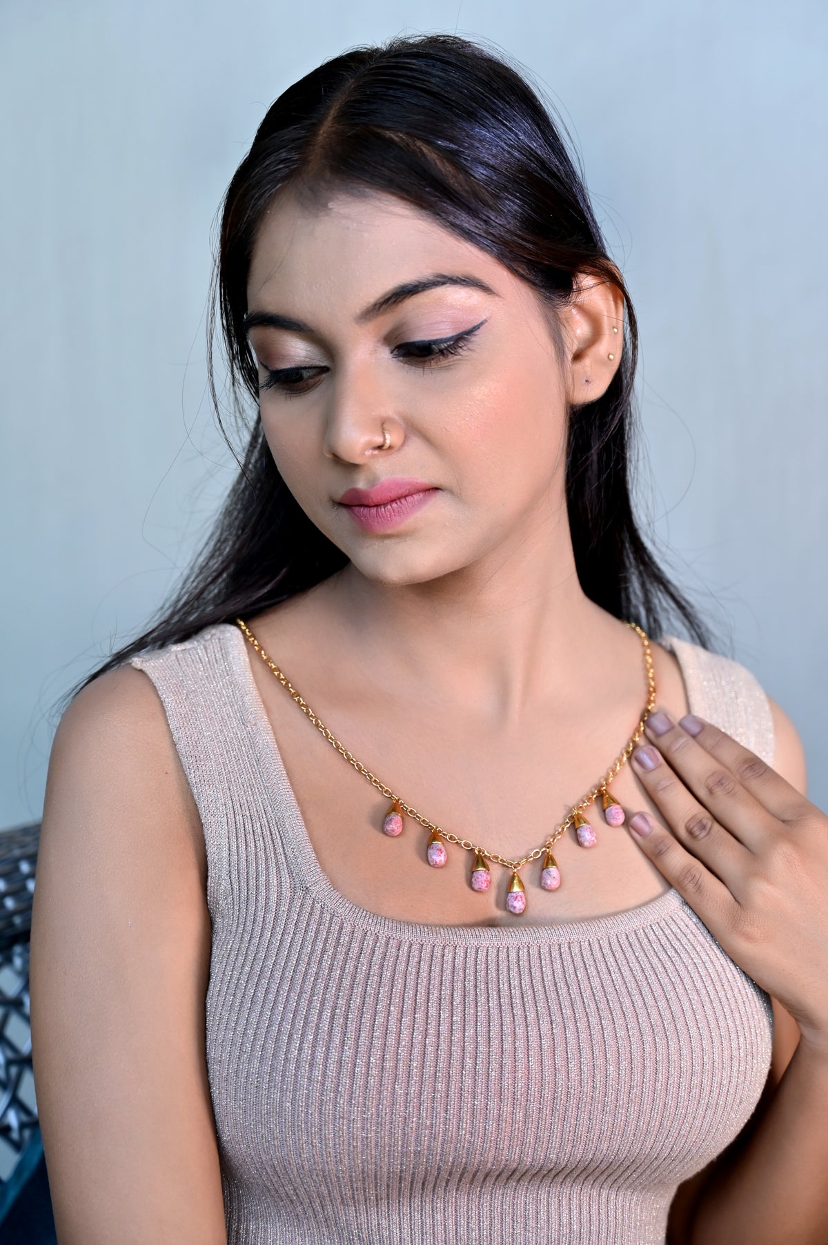 THULITE STONE NECKALCE