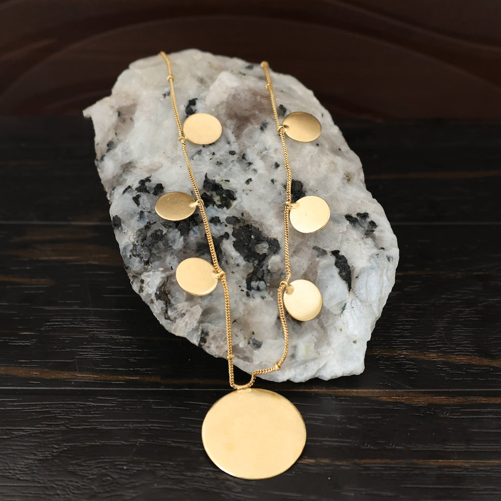 DISC NECKLACE