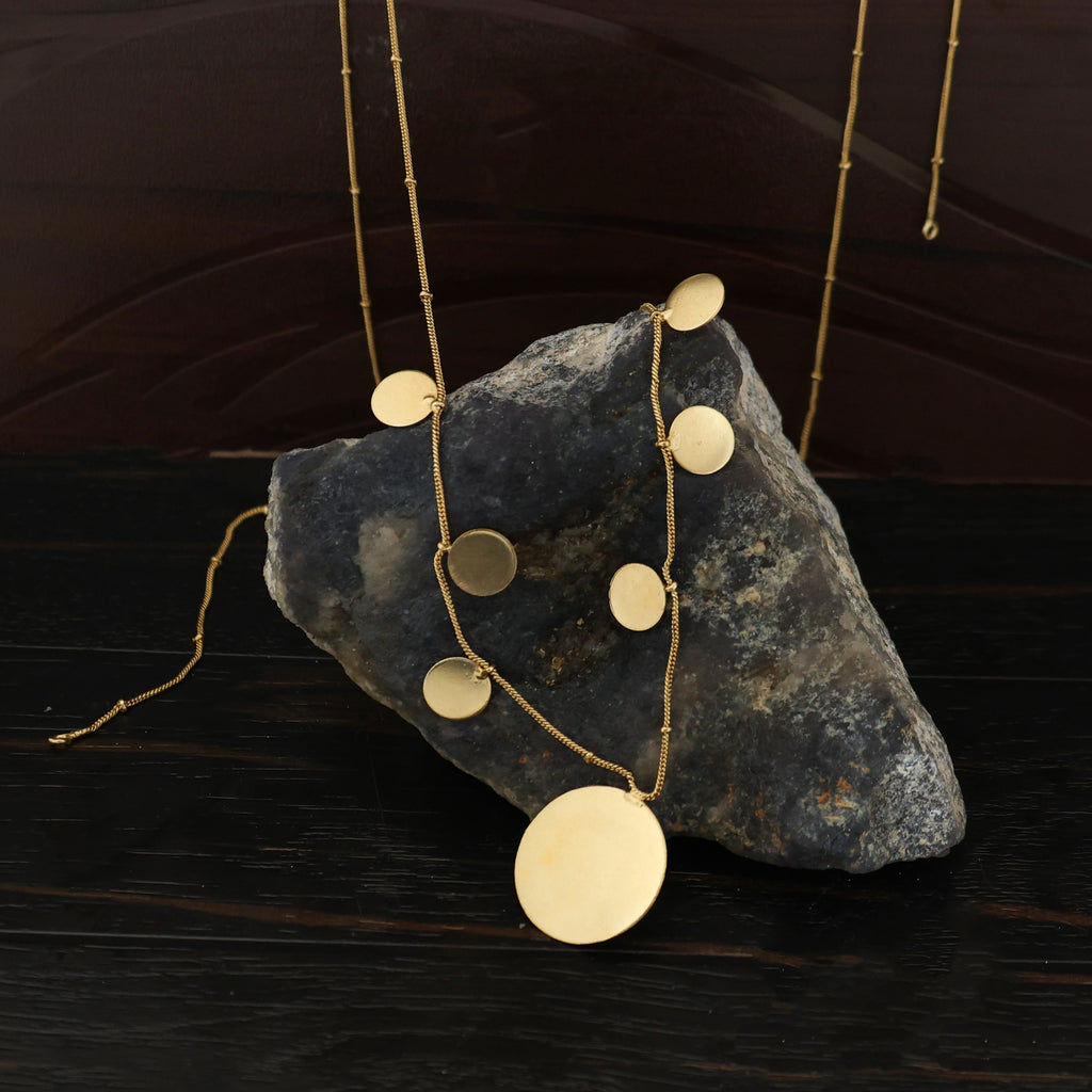 DISC NECKLACE