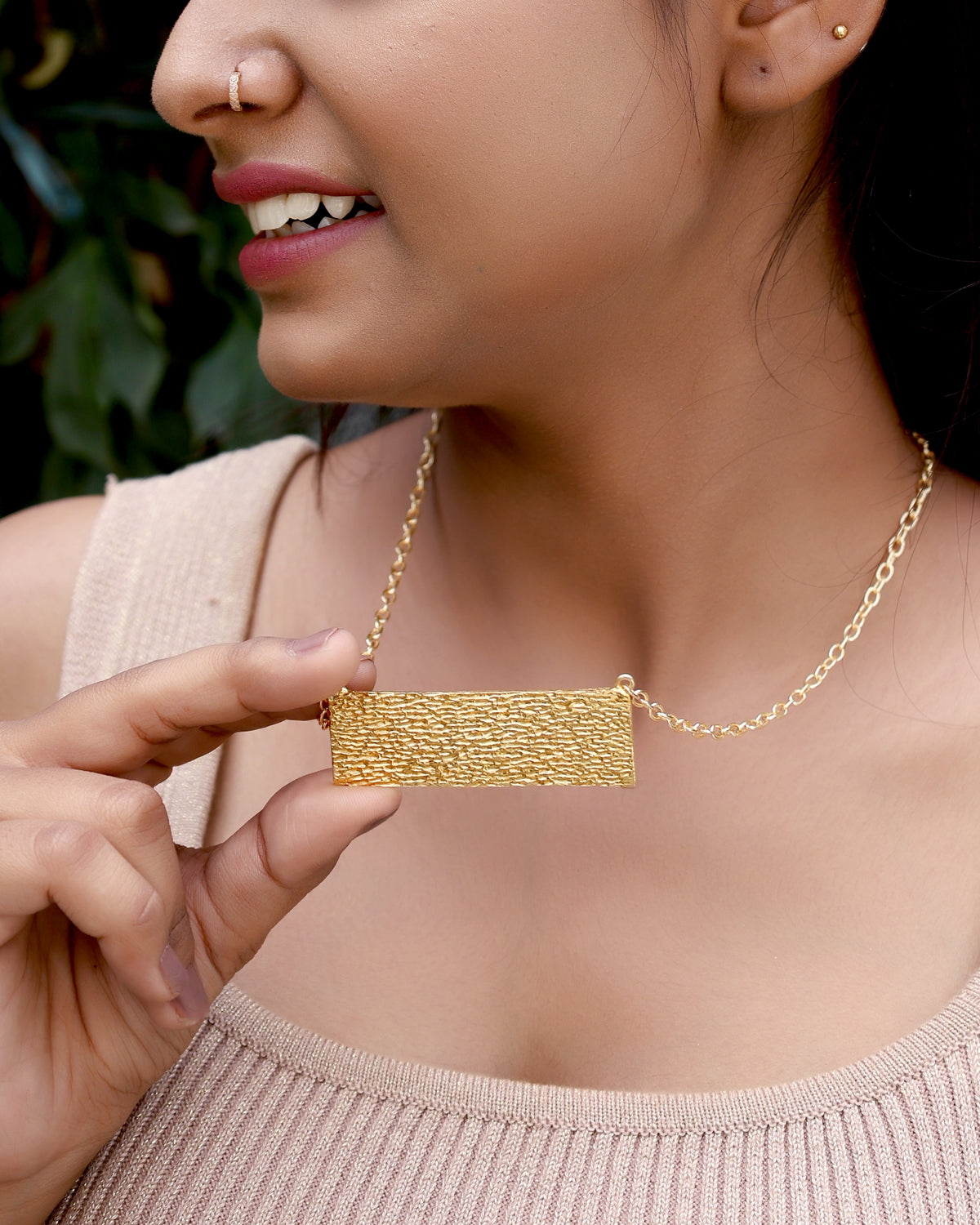 HARLOW LINER TEXTURE NECKLACE