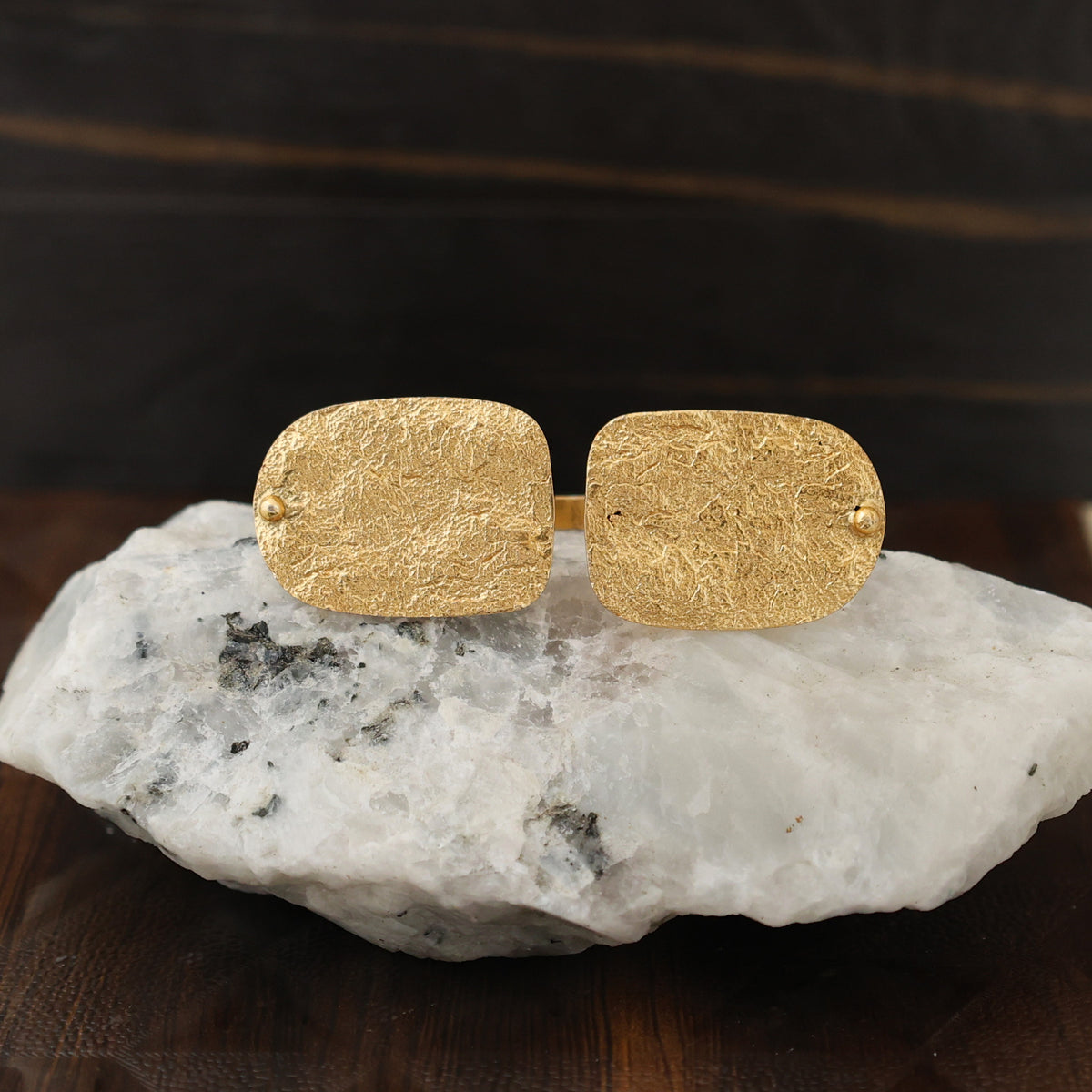 TONED TEXTURE DESIGNER RING