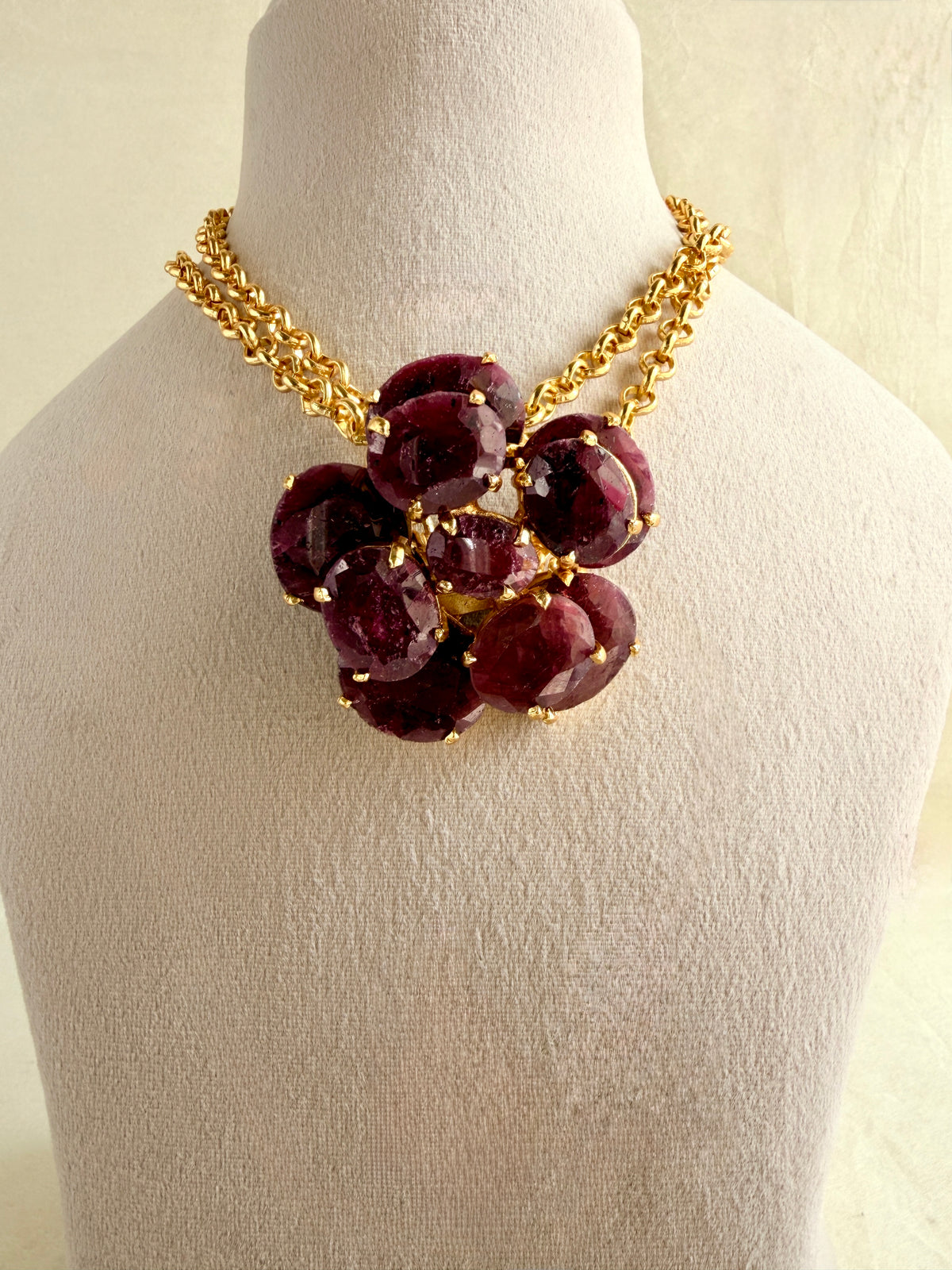 INDIAN RUBY BROOCH NECKLACE EEN0141