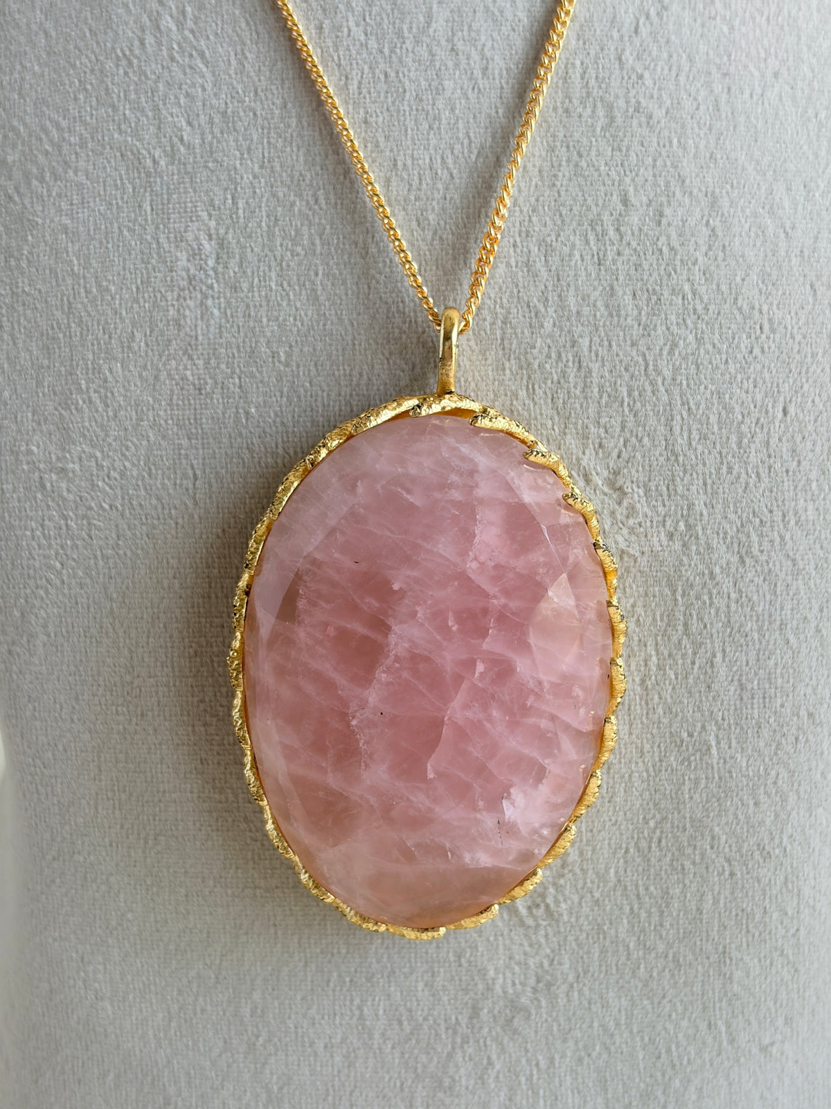 CHAKER CUT BIG GEMSTONE PENDANT EEN0160