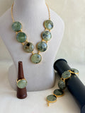 PREHNITE CAB STONE NECKLACE SET EEN0162
