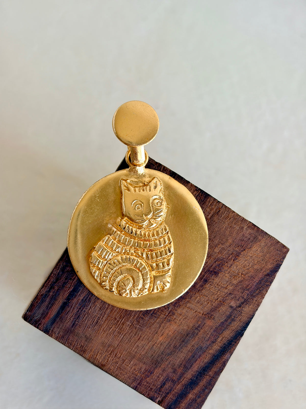 NIKAL FREE GOLD PLATED WILDLIFE PENDANT WHOLESALE 10 PC  WNG0001