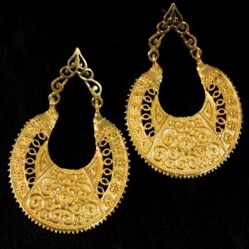 ETHNIC EARRING