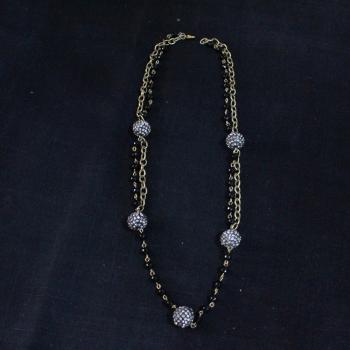 ETHNIC NECKLACE