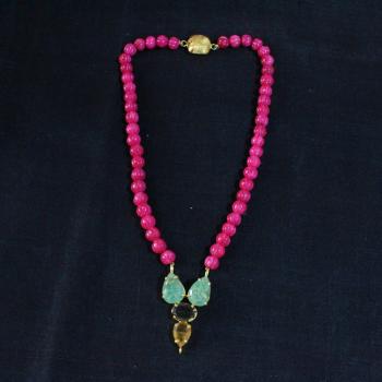 ETHNIC NECKLACE