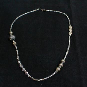 ETHNIC NECKLACE