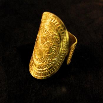 ETHNIC RING