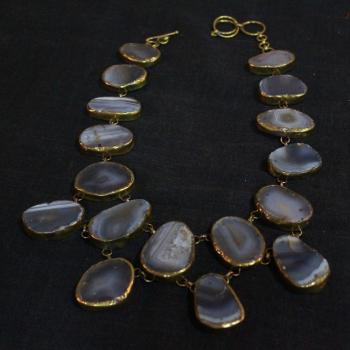 AGATE NECKLACE
