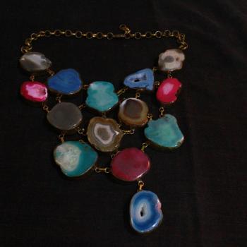 AGATE NECKLACE